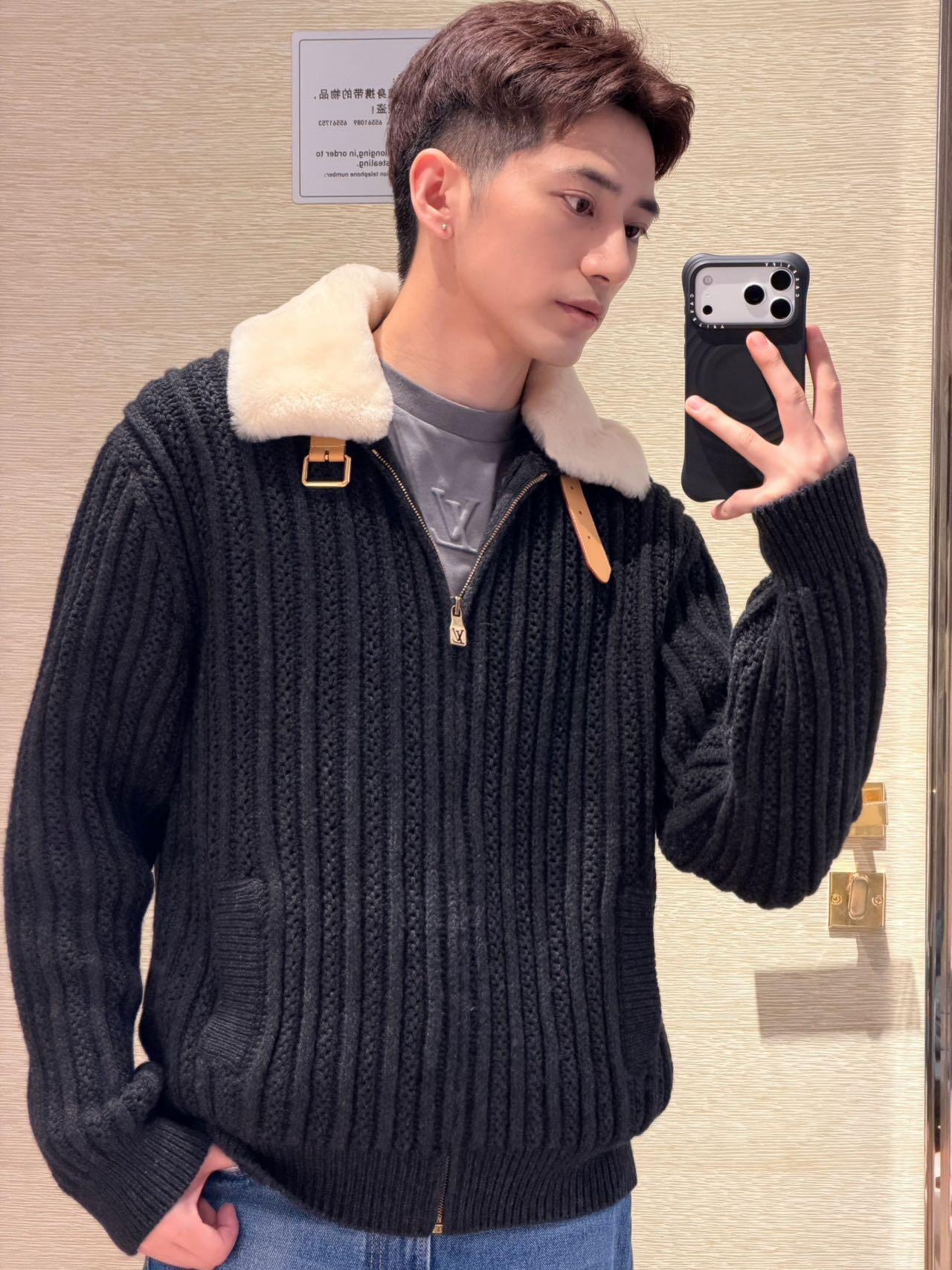 [홍콩명품.LOUIS VUITTON] 루이비통 2026 남성용 니트 자켓가디건 LV3324 PD 홍콩명품의류,구매대행,온라인명품