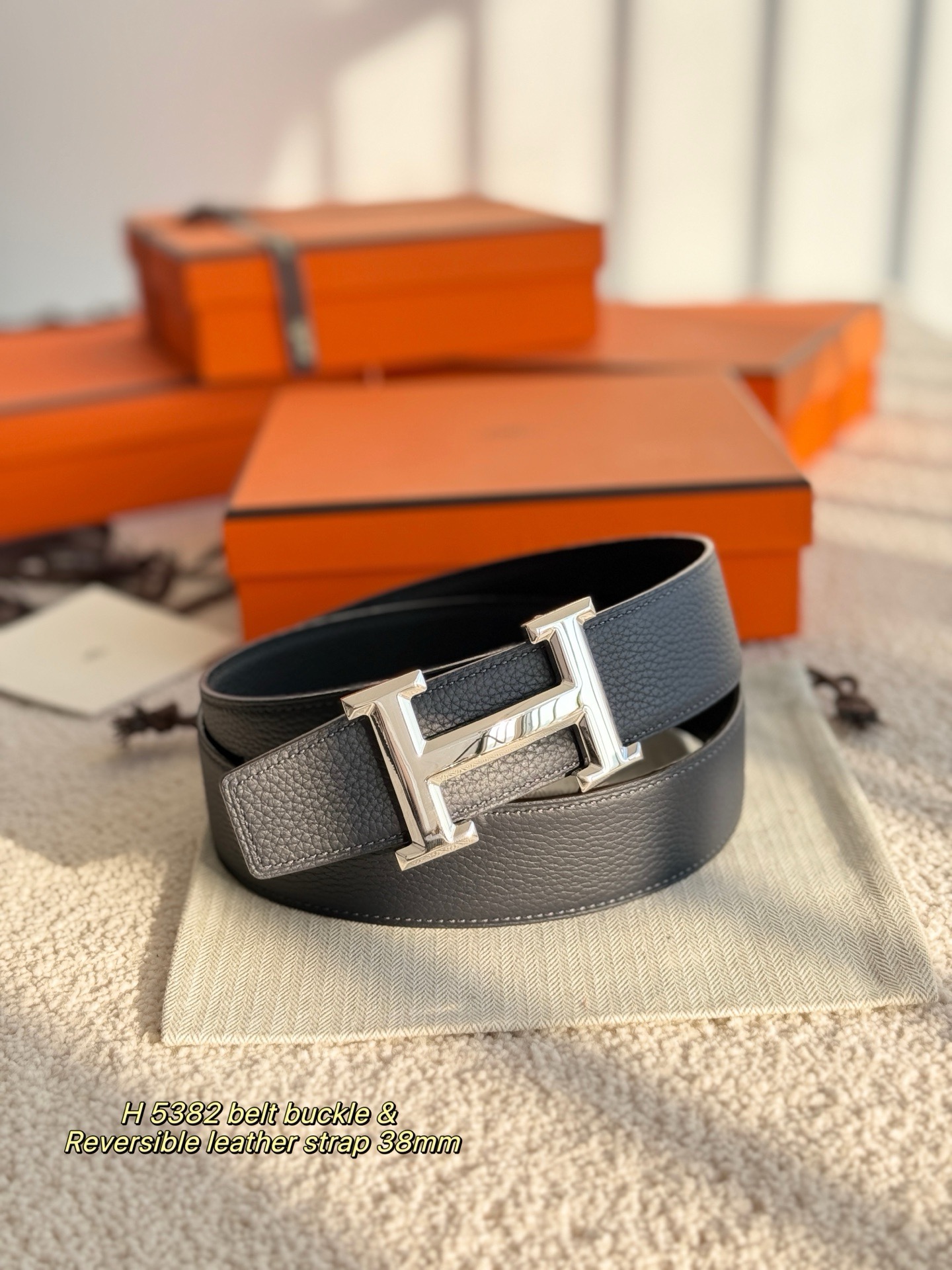 [홍콩명품.HERMES] 에르메스 2026 남성용 가죽벨트 3.8 CM HM023