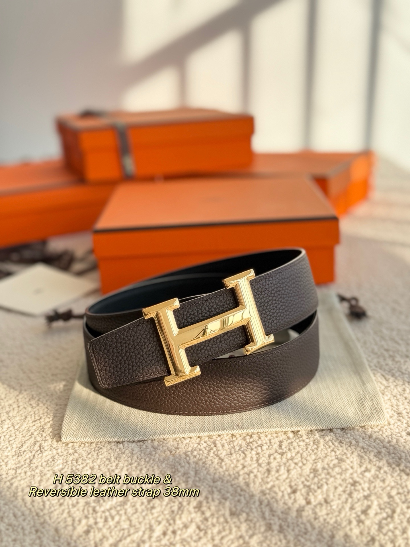 [홍콩명품.HERMES] 에르메스 2026 남성용 가죽벨트 3.8 CM HM024