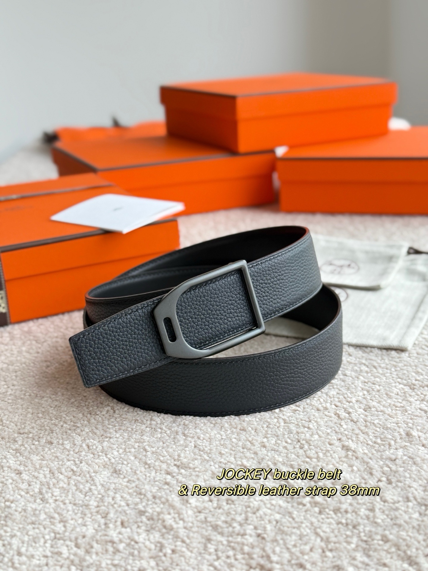 [홍콩명품.HERMES] 에르메스 2026 남성용 가죽벨트 3.8 CM HM027