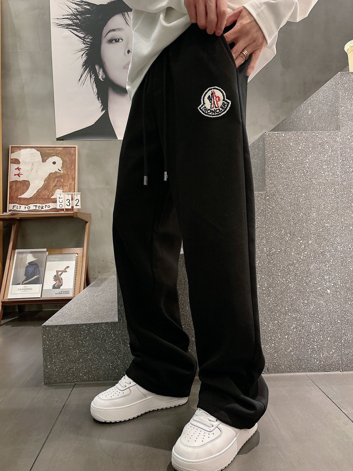 [홍콩명품.MONCLER] 몽클레어 2026 남성용 추리닝바지 MQ1890 PD 홍콩명품의류,구매대행,온라인명품