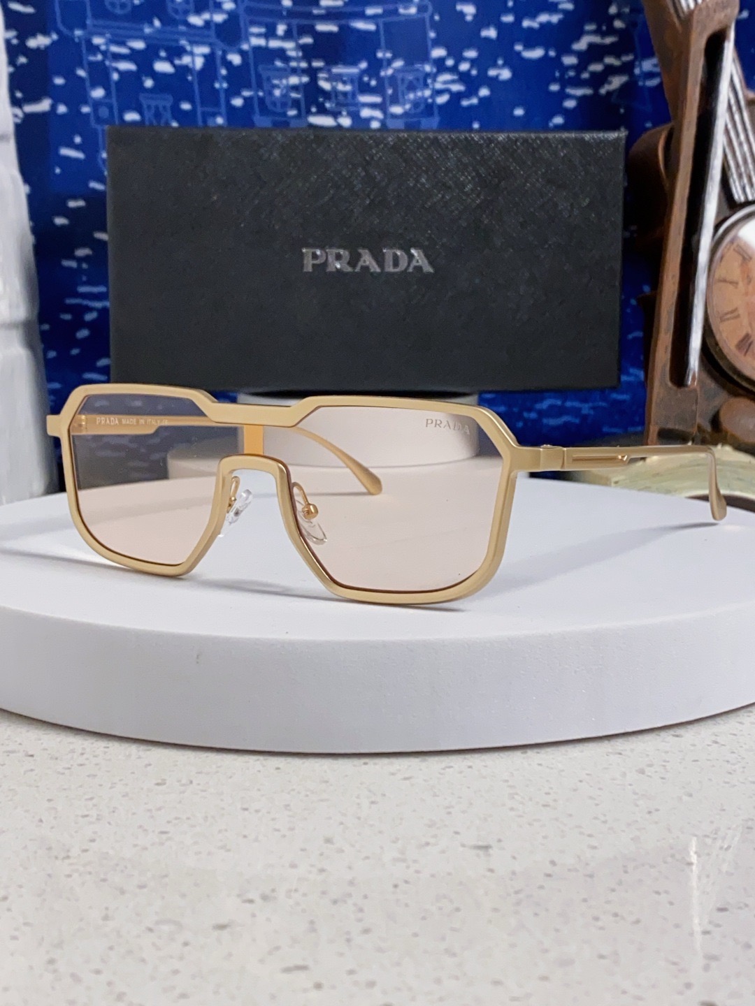 [홍콩명품.PRADA] 프라다 26SS 로고 연예인 남여 선글라스 PD012 SG1-A 홍콩명품쇼핑몰,쇼핑몰,해외직구,구매대행