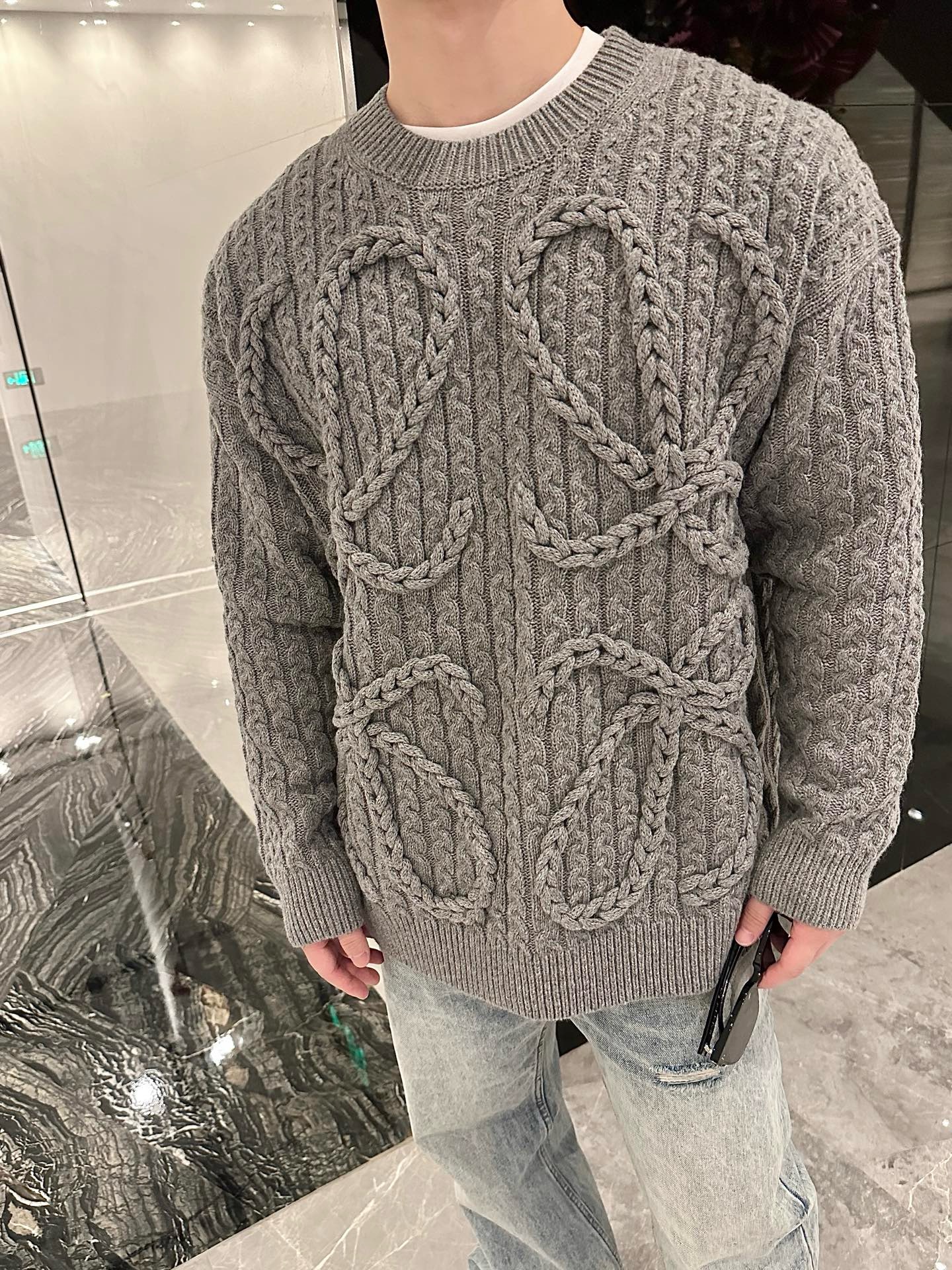 [홍콩명품.LOEWE] 로에베 2026 남성용 울 풀오버 LO680 PD 홍콩명품의류,구매대행,온라인명품