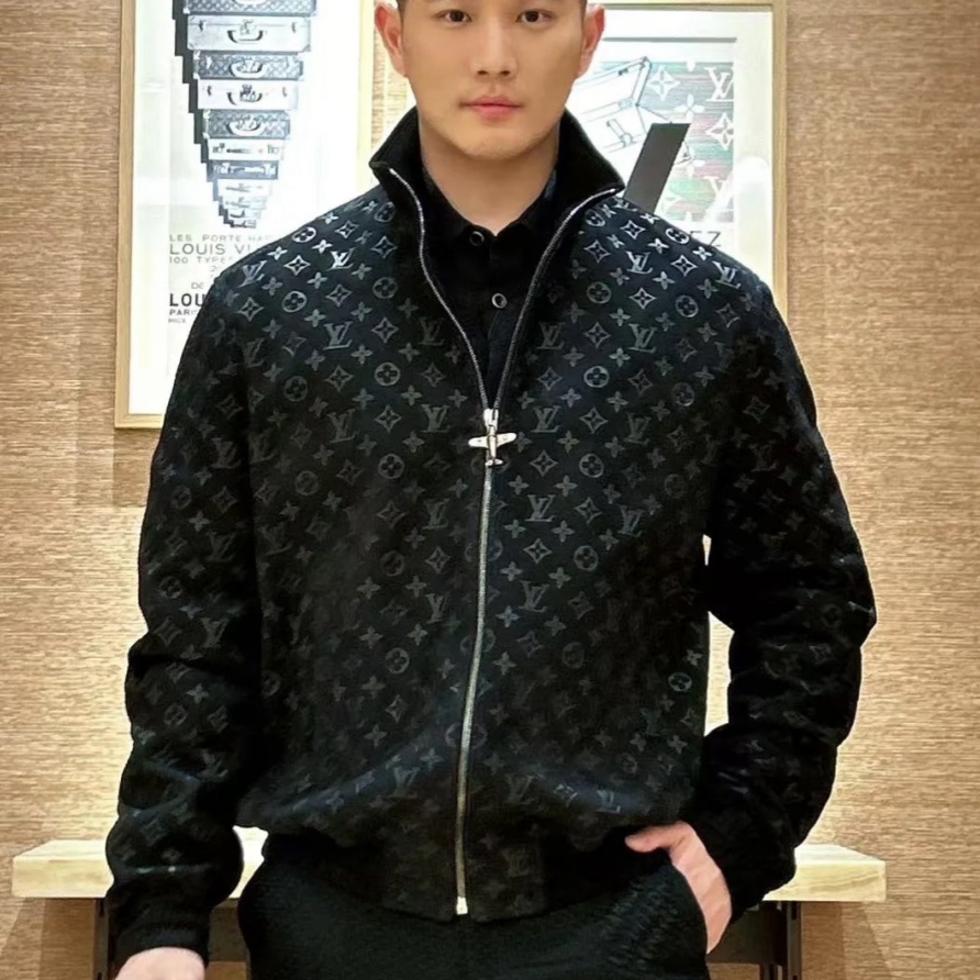 [홍콩명품.LOUIS VUITTON] 루이비통 2026 남성용 양가죽 자켓 LV3696 HD 홍콩명품의류,구매대행,온라인명품