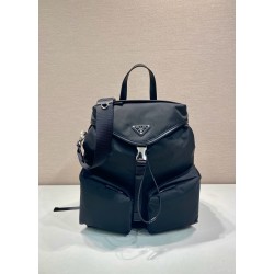 프라다 나일론 백팩 2VZ111