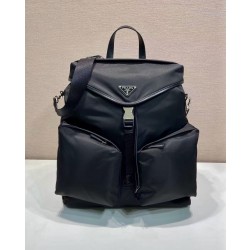 프라다 나일론 백팩 2VZ108