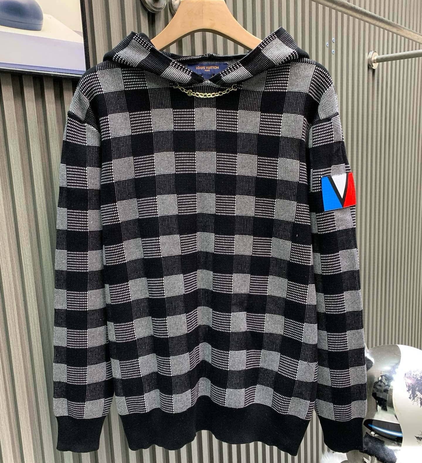[홍콩명품.LOUIS VUITTON] 루이비통 2026 남성용 니트 풀오버 LV3759 PD 홍콩명품의류,구매대행,온라인명품