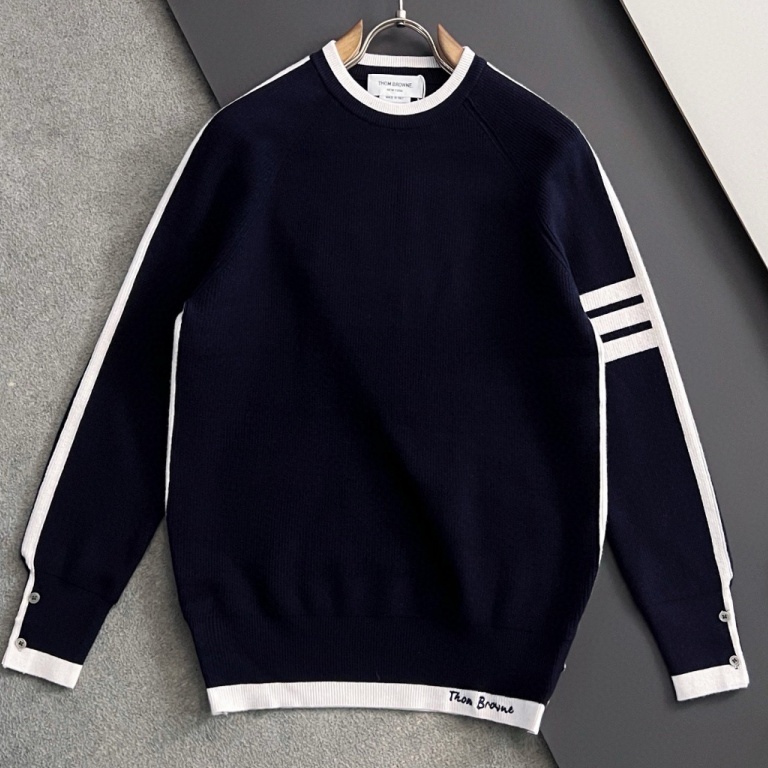 [홍콩명품.THOM BROWNE ] 톰 브라운 2026 남성용 니트풀오버 TB1537 PD 홍콩명품의류,구매대행,온라인명품