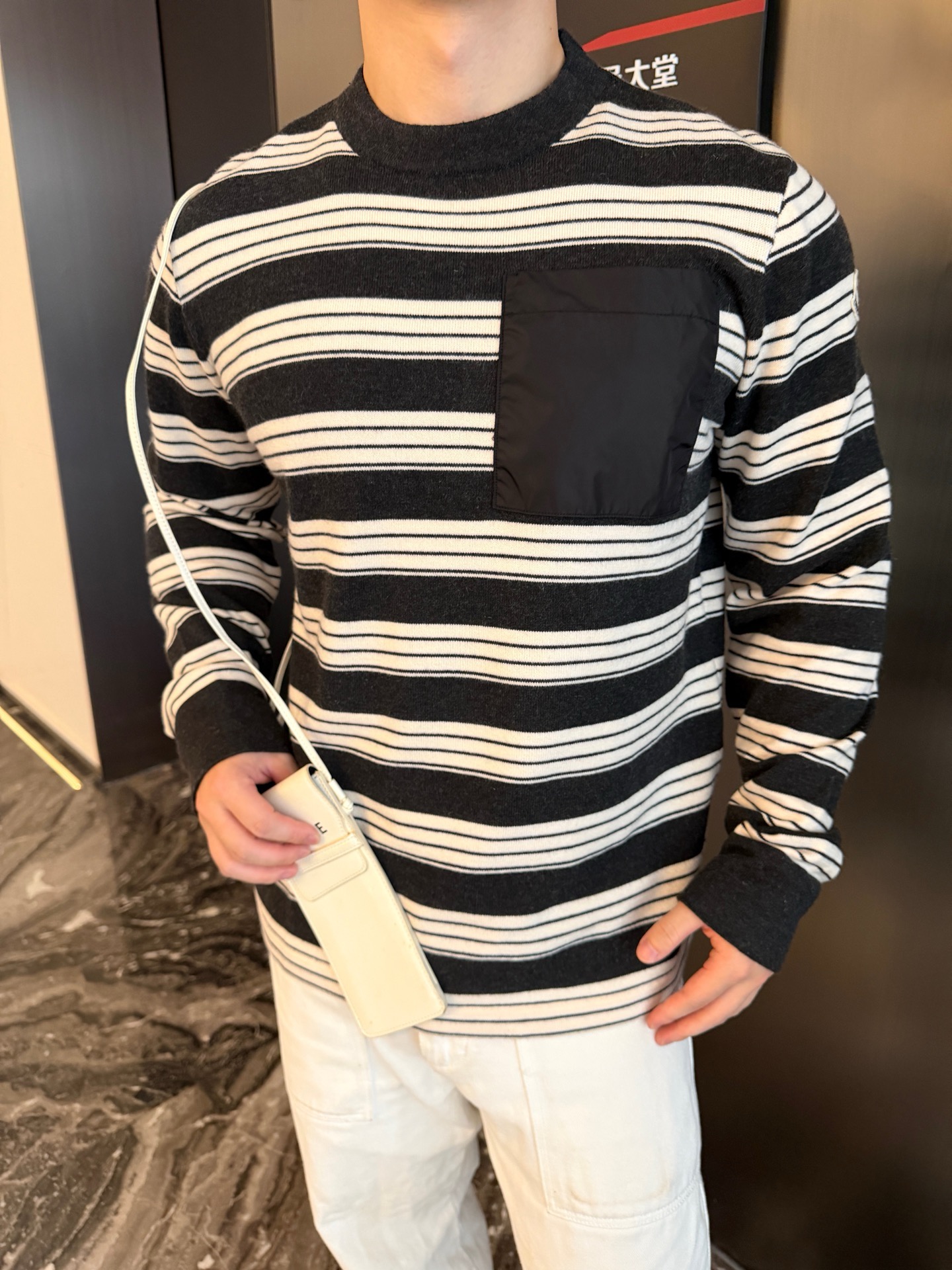 [홍콩명품.MONCLER] 몽클레어 2026 남성용 니트 풀오버 MQ1962 PD 홍콩명품의류,구매대행,온라인명품