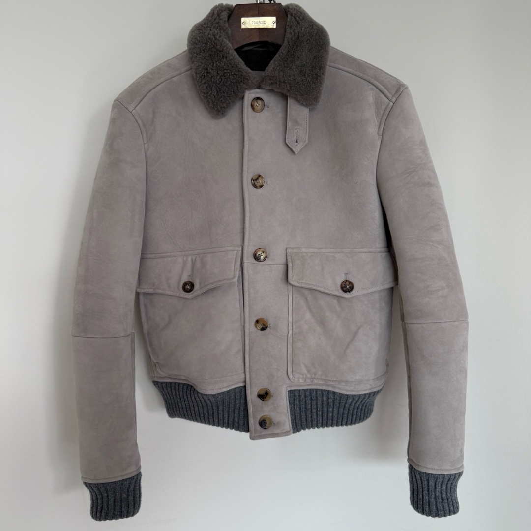 [홍콩명품.BRUNELLO CUCINELLI]브루넬로 쿠치넬리 2026 남성용 모피일체 양가죽 자켓 BL1827 HD 홍콩명품의류,구매대행,온라인명품