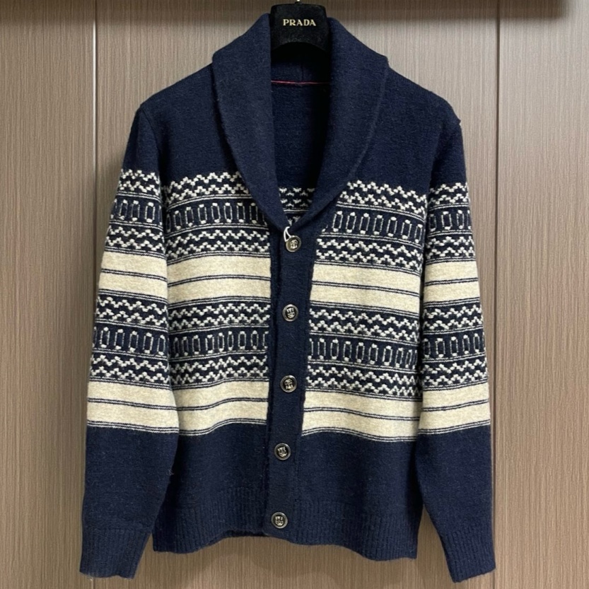 [홍콩명품.BRUNELLO CUCINELLI]브루넬로 쿠치넬리 2026 남성용 울혼방 가디건 BL1835 HD 홍콩명품의류,구매대행,온라인명품