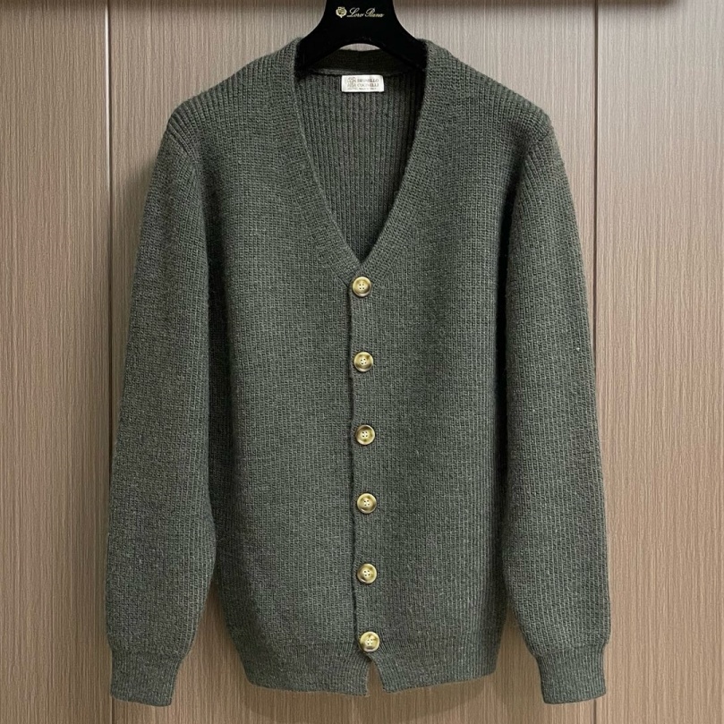 [홍콩명품.BRUNELLO CUCINELLI]브루넬로 쿠치넬리 2026 남성용 울혼방 가디건 BL1838 HD 홍콩명품의류,구매대행,온라인명품